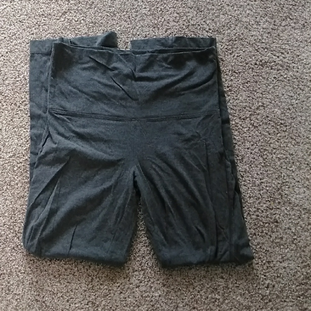 Women's gray yoga pants